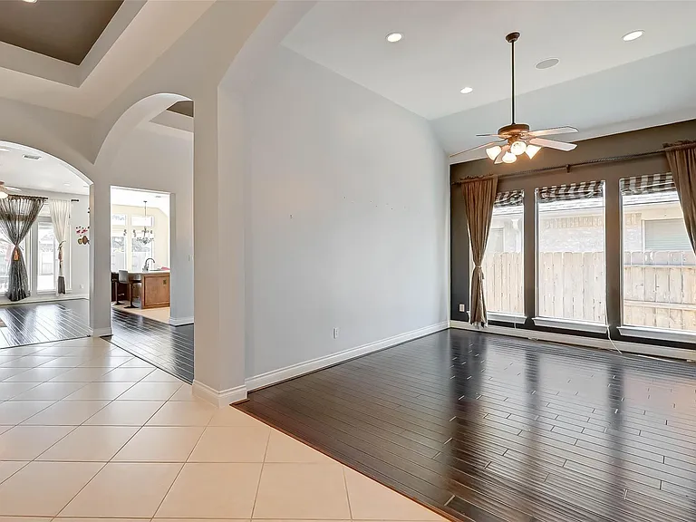 5422 Linden Rose Ln — Photo 6