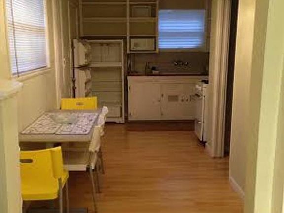 5th image of 1026 14th St #1/2