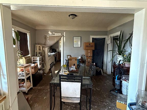 3rd image of 14845 Muirland St