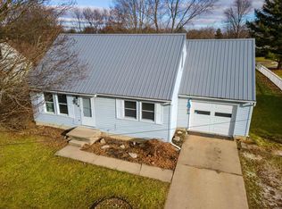 889 Hitzfield St, Huntington, IN 46750