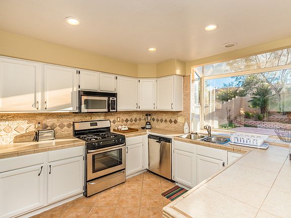 5th image of 8801 Silver Mountain Ct