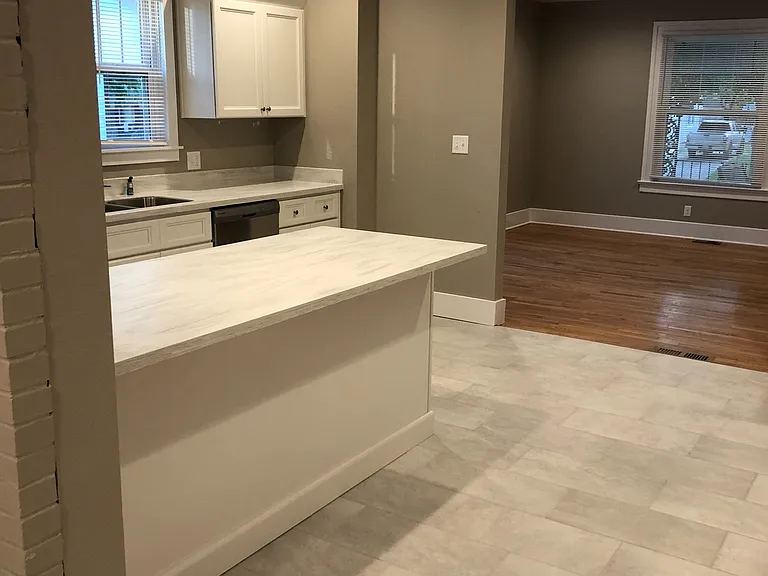 348 N Park Ave #1 — Photo 4
