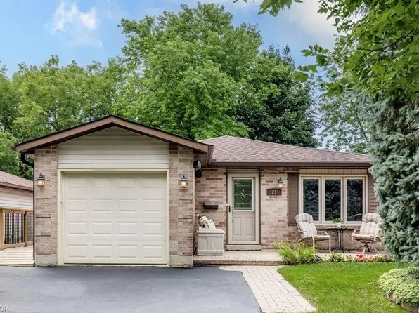 21 Maitland Dr, Barrie, ON L4M 5W1