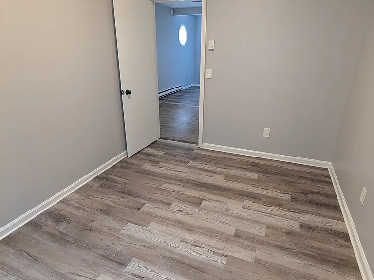 242 High St — Photo 5
