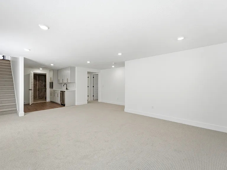 459 E Rimrock Ln — Photo 45