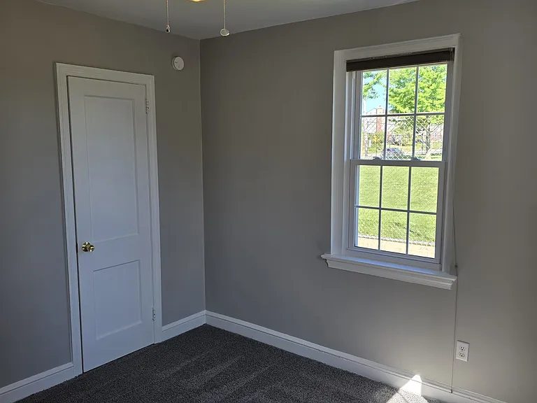 605 S Eagle Rd — Photo 10