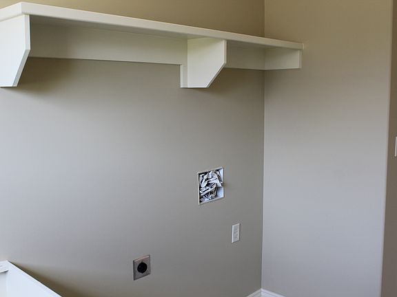 2nd image of 554 Dub Ln