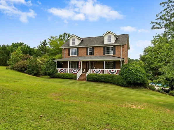 113 N Pond Ct, Greenwood, SC 29649