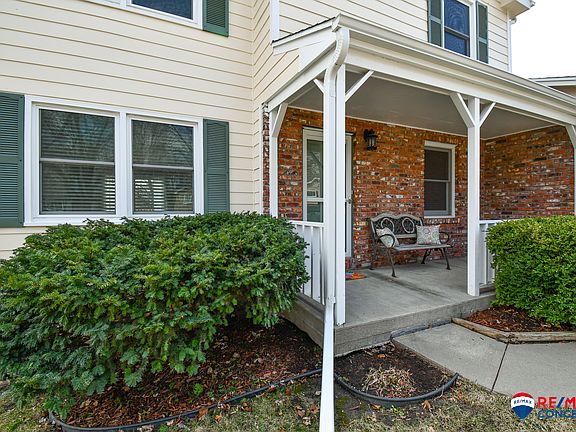 3rd image of 2801 Shelley Cir