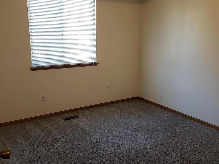 8338 Shields Dr — Photo 3