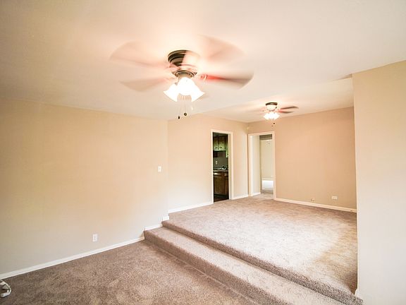 3rd image of 1332 Onslow