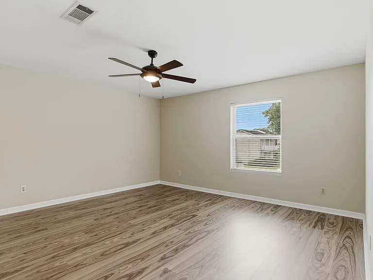 445 Longmeadow St — Photo 30