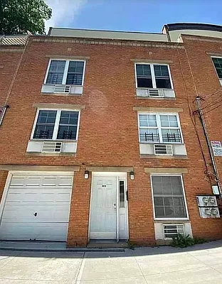 Rented by Voro NYC | media 9