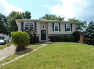 8614 Gainsborough Dr, Louisville, KY 40291