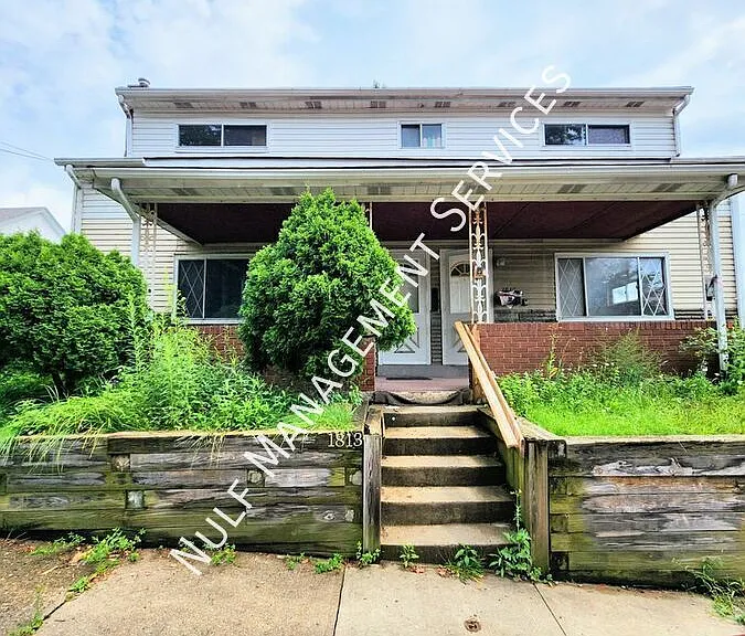 1815 Leolyn St — Photo 7