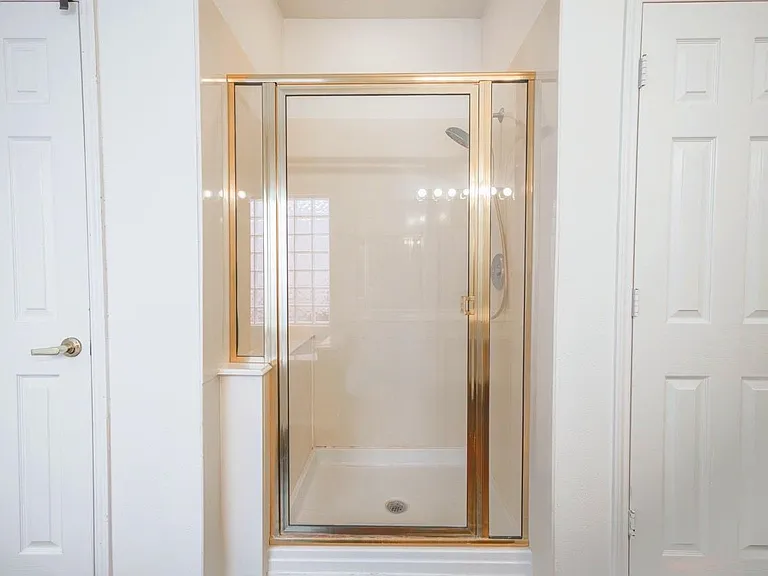 11606 Canyon Woods Dr — Photo 21