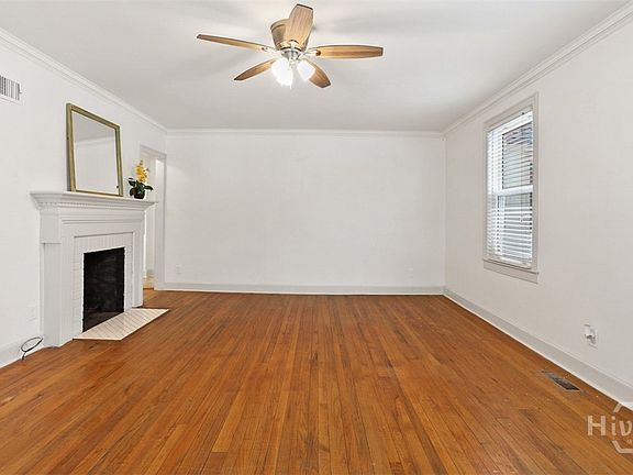 5th image of 546 Columbus Drive