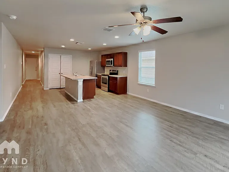 12911 Cicely Ct — Photo 5
