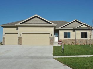 5423 Springbrook Drive, Ames, IA 50014