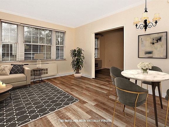 3rd image of 50 Merrick Ave