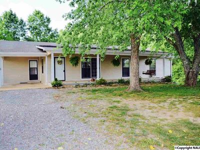 561 Davis Hill Rd, Grant, AL, 35747