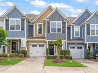 108 Hundred Oaks Ln, Holly Springs, NC 27540
