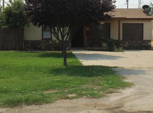 371 E Klindera Ave, Tipton, CA 93272