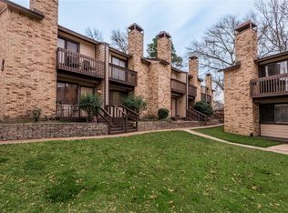 2521 Crosstimbers St APT K2, Huntsville, TX 77320