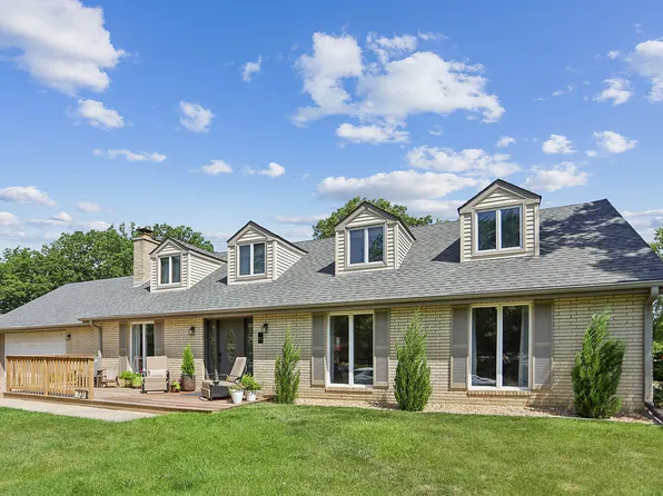 731 Schilling Dr, Dyer, IN 46311