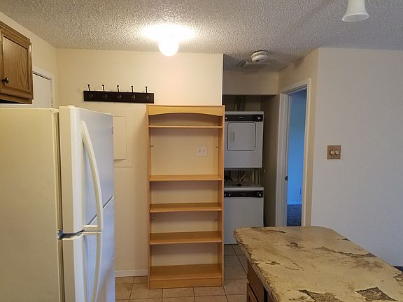 5th image of 465 Tamarack Dr #B-118
