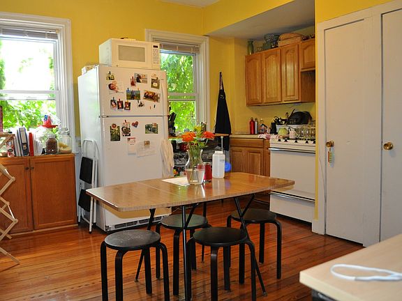 3rd image of 173-175 Ives Street