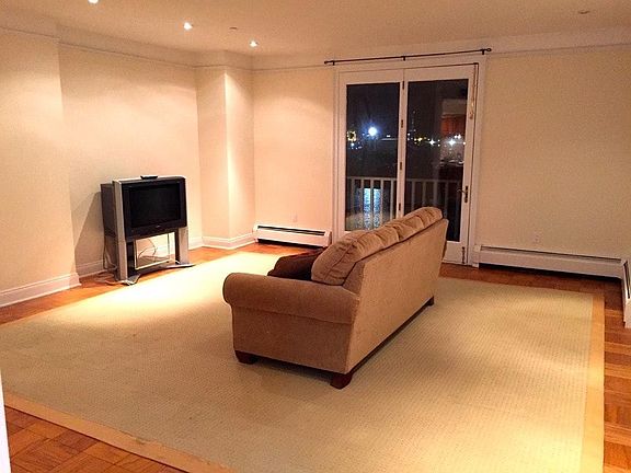 Living /Dining Area