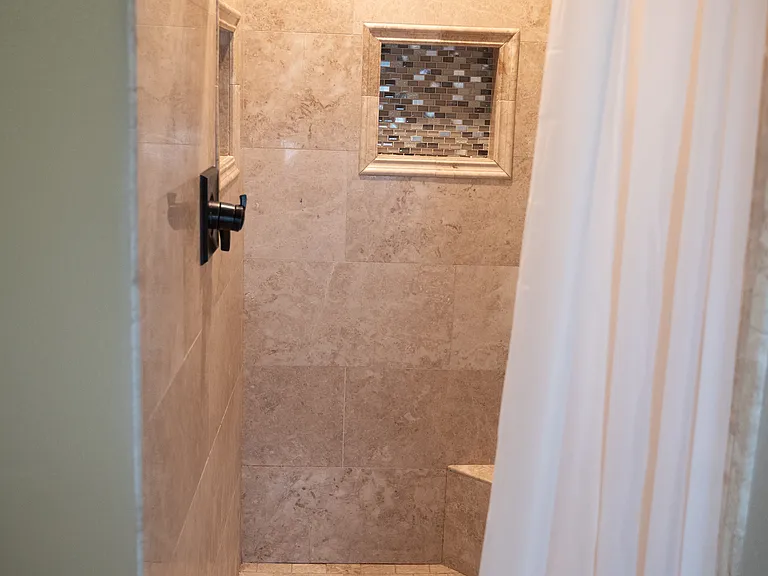 8328 S Gardenia Ave — Photo 16