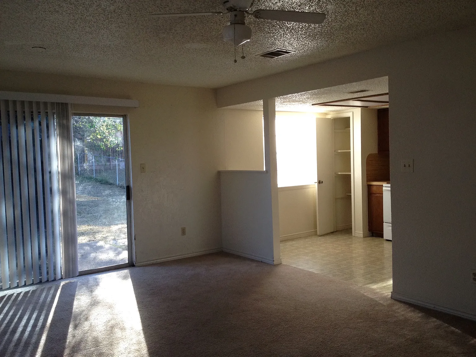 232 Craddock Ave - 232 — Photo 3