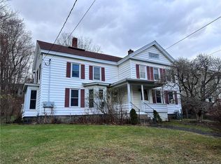 225 N Main St, Winsted, CT 06098