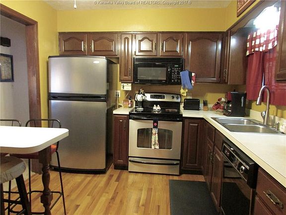 4th image of 5424 Karen Cir