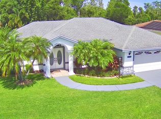 706 Santa Maria Dr, Winter Haven, FL 33884
