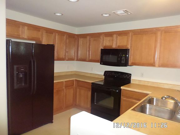 3rd image of 10605 E Singing Canyon Dr