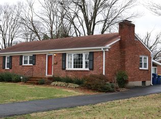 4324 Alicent Rd, Woodlawn Park, KY 40207