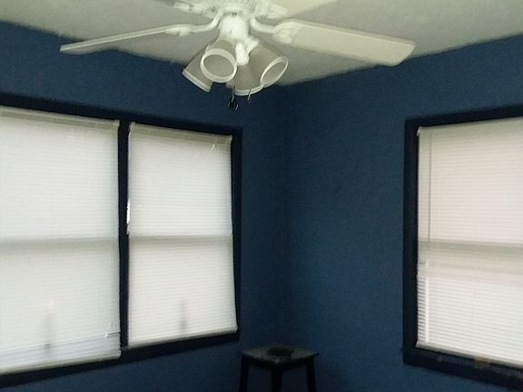 5th image of 297 Andrews Ln