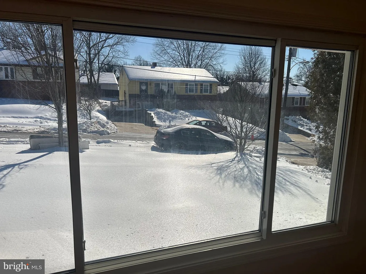 5 bed, 2.0 bath, 950 sqft, $3,500 — Photo 4