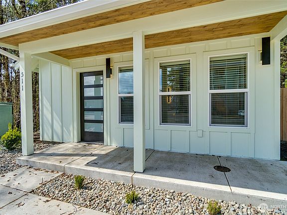 4th image of 511 Ocean Beach Boulevard S