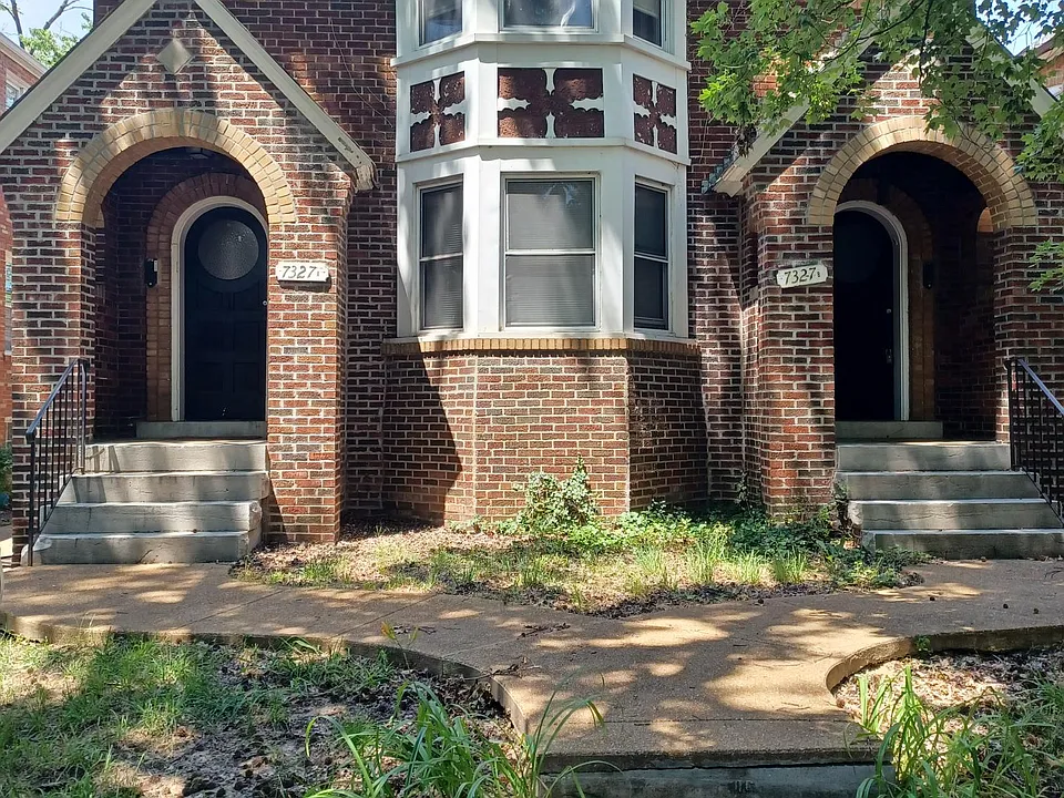 7327 Amherst Ave #B