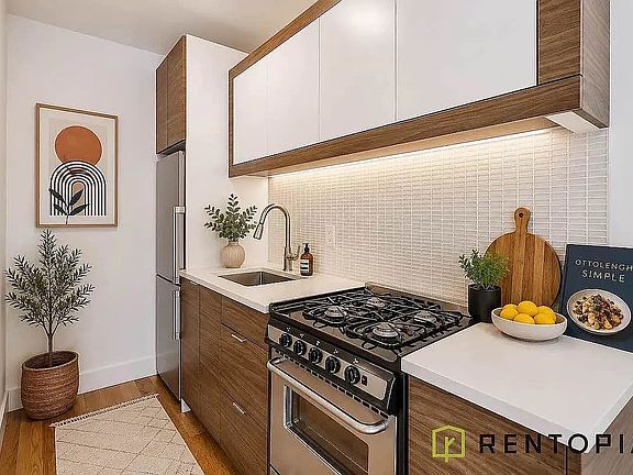 3rd image of 106 Meserole St #4D