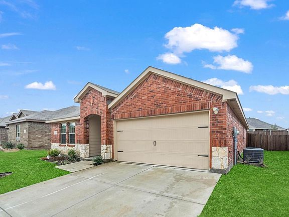 2nd image of 2120 Tulipwood Dr