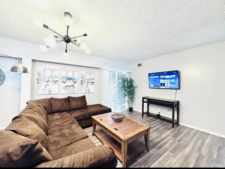 S William Miller Dr — Photo 27