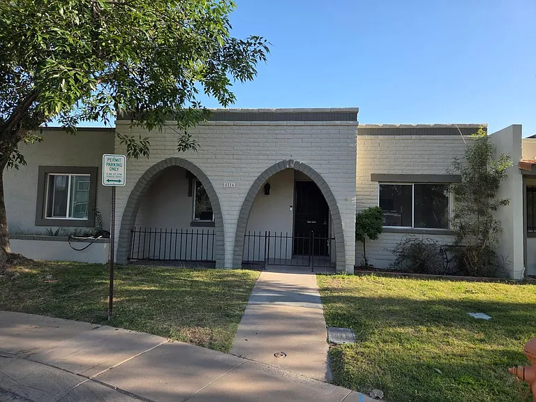 8216 E Keim Dr — Photo 1