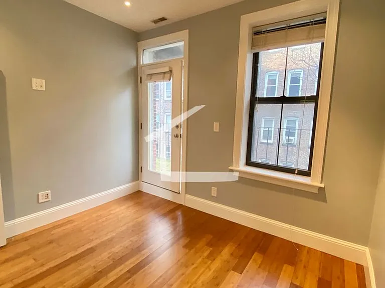 9 Cortes St #3 — Photo 27