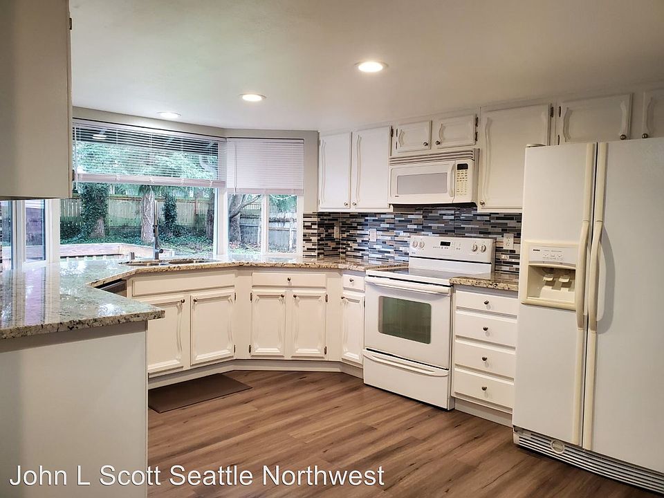 1st image of 9715 79th St SW