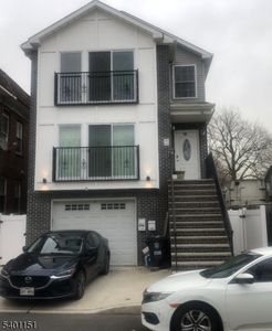 298 Ridgewood Ave, Newark, NJ, 07112